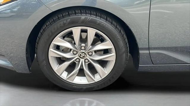 2022 Toyota Avalon XLE