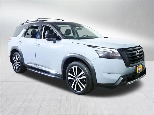 2024 Nissan Pathfinder Platinum 4WD for sale in Golden Valley, MN
