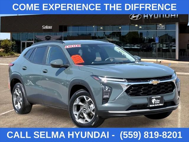 2025 Chevrolet Trax FWD LT for sale in Selma, CA