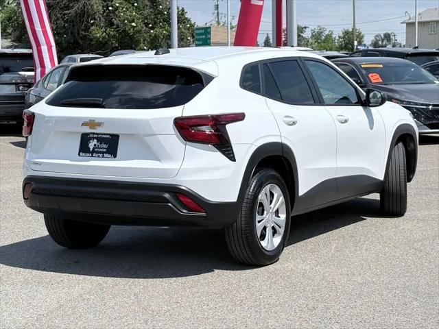 2025 Chevrolet Trax FWD LS