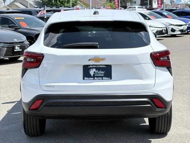 2025 Chevrolet Trax FWD LS