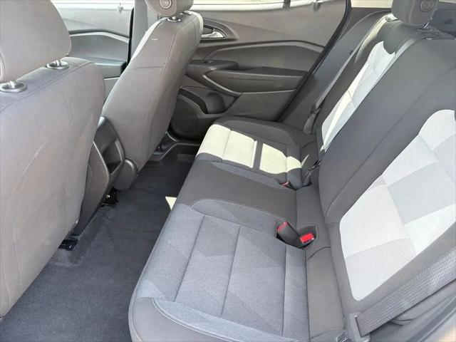 2025 Chevrolet Trax FWD LS