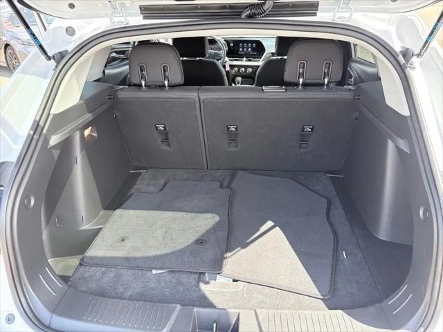 2025 Chevrolet Trax FWD LS