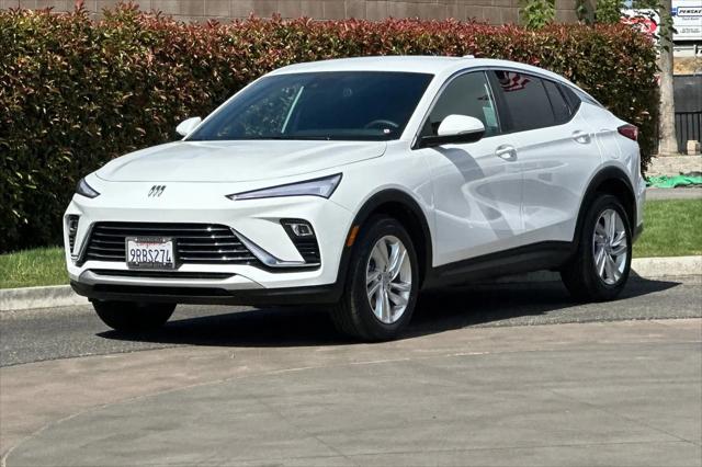 2025 Buick NV Preferred FWD
