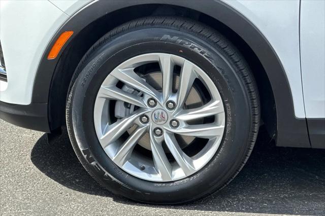 2025 Buick NV Preferred FWD