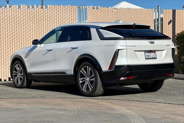 2024 Cadillac iQ Luxury w/1SC