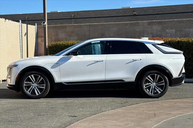 2024 Cadillac iQ Luxury w/1SC