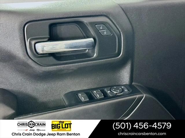 2023 Chevrolet Silverado 1500 4WD Crew Cab Standard Bed Custom