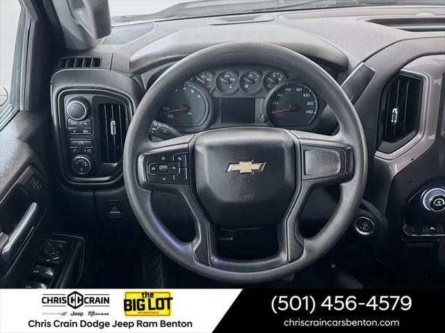 2023 Chevrolet Silverado 1500 4WD Crew Cab Standard Bed Custom