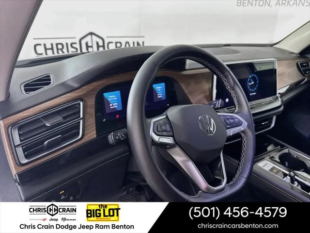 2025 Volkswagen Atlas 2.0T SE w/Technology