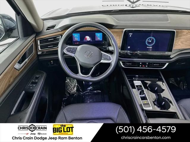 2025 Volkswagen Atlas 2.0T SE w/Technology