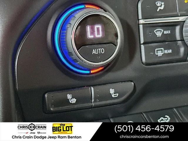 2020 Chevrolet Silverado 1500 4WD Crew Cab Short Bed LT