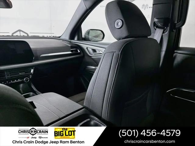 2025 Chevrolet Traverse FWD LT