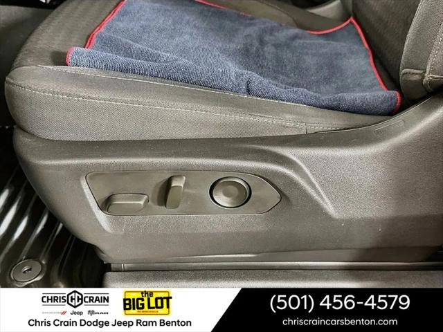 2023 Chevrolet Silverado 1500 4WD Crew Cab Short Bed LT with 2FL