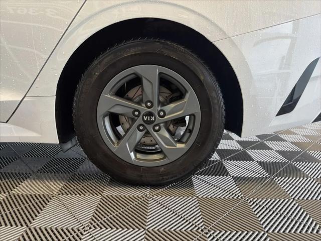 2021 Kia K5 LXS