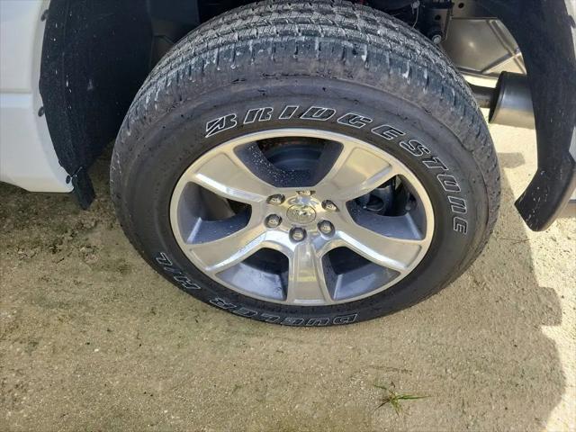 2026 Ram 1500 Express Crew Cab 4x4 5'7" Box