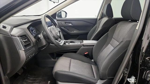 2024 Nissan Rogue SV FWD