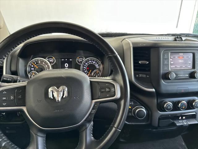2020 Ram 1500 Big Horn Crew Cab 4x4 5'7" Box