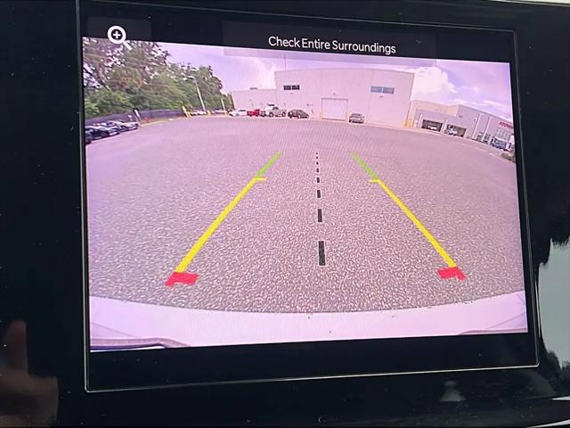2022 Jeep Grand Cherokee L Laredo 4x2