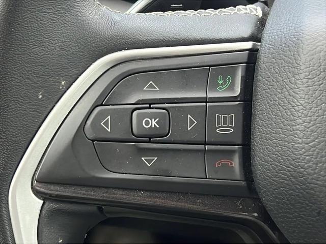 2022 Jeep Grand Cherokee L Laredo 4x2