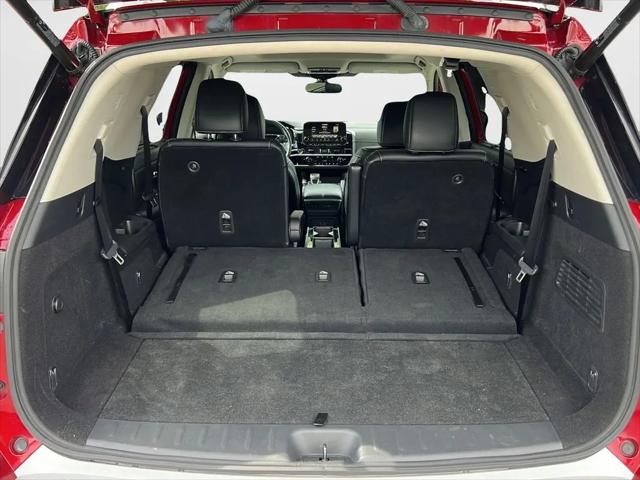 2022 Nissan Pathfinder SL 2WD