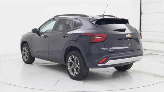 2025 Chevrolet Trax FWD LT