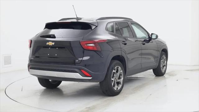 2025 Chevrolet Trax FWD LT