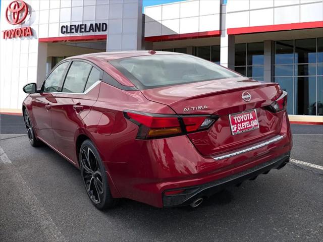 2023 Nissan Altima SR FWD