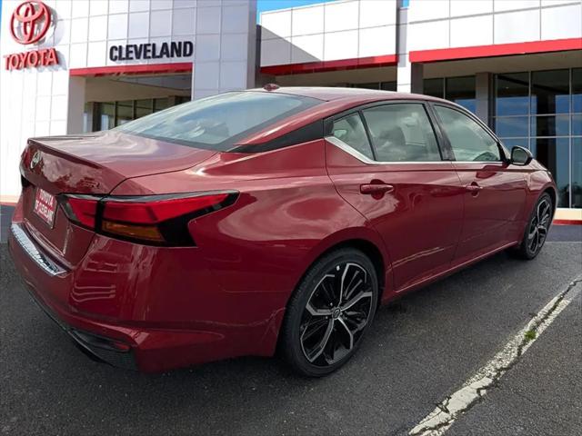 2023 Nissan Altima SR FWD