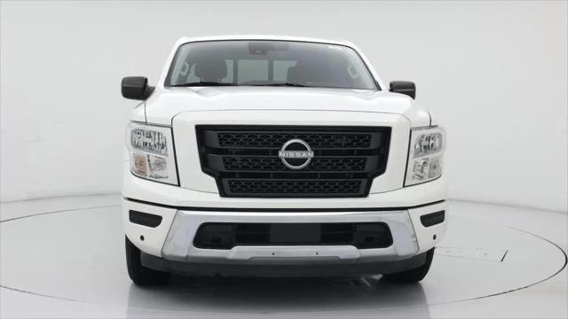 2023 Nissan Titan Crew Cab SV 4x2