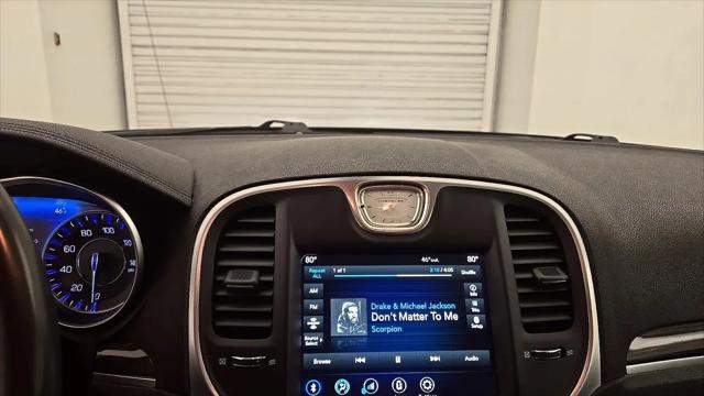 2021 Chrysler 300 Touring