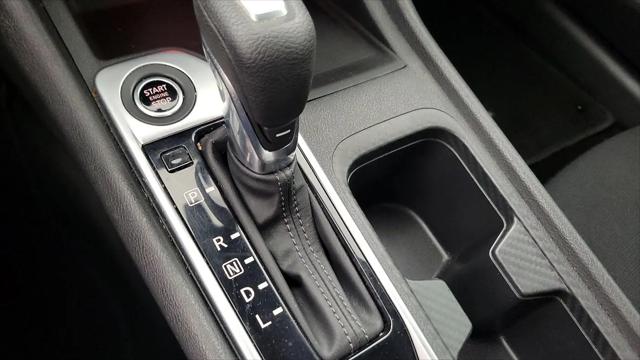 2023 Nissan Sentra SV Xtronic CVT