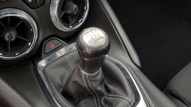 2020 Chevrolet Camaro RWD Coupe 1LS