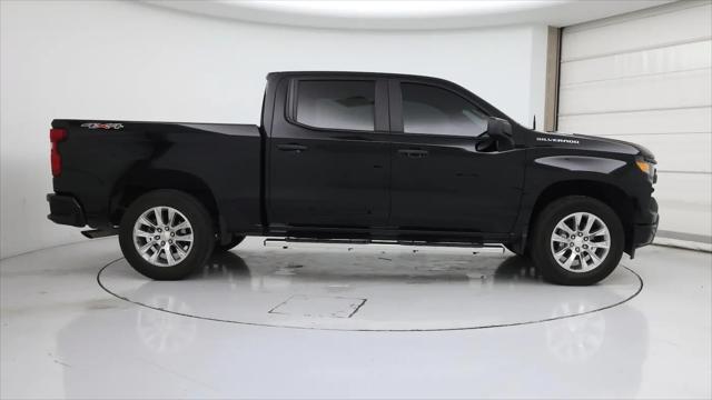 2025 Chevrolet Silverado 1500 4WD Crew Cab Short Bed Custom