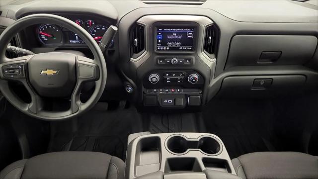 2025 Chevrolet Silverado 1500 4WD Crew Cab Short Bed Custom