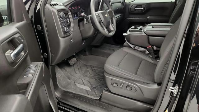 2025 Chevrolet Silverado 1500 4WD Crew Cab Short Bed Custom
