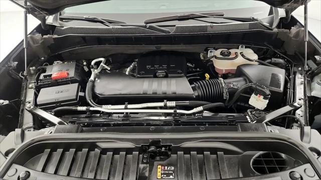 2025 Chevrolet Silverado 1500 4WD Crew Cab Short Bed Custom