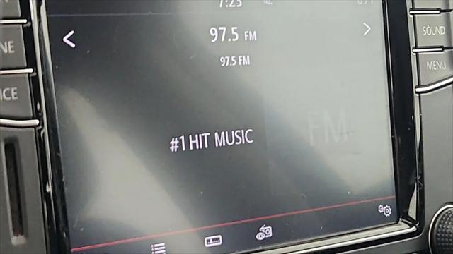 2018 Volkswagen Passat 2.0T SE
