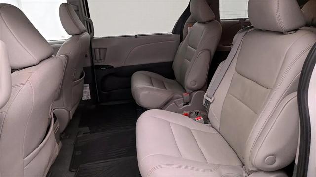 2020 Toyota Sienna XLE