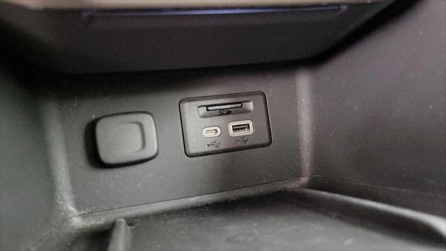 2023 GMC Acadia AWD Denali