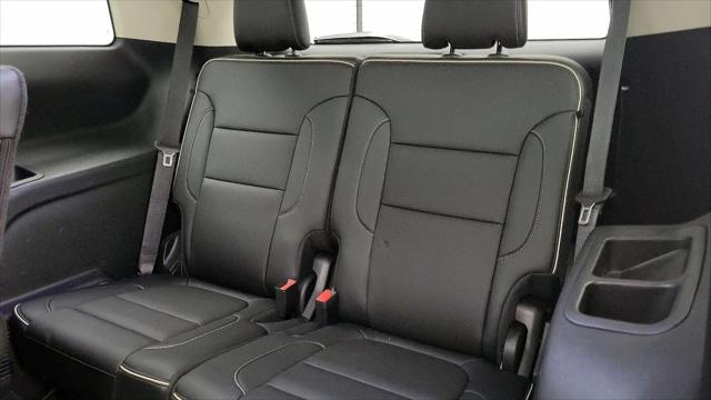 2023 GMC Acadia AWD Denali