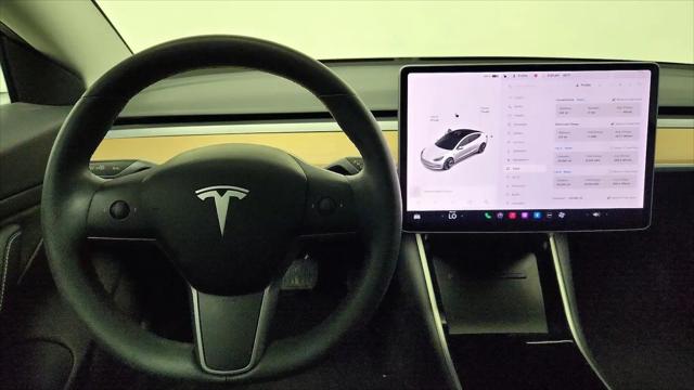2020 Tesla Model 3 Standard Range Plus Rear-Wheel Drive