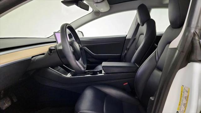 2020 Tesla Model 3 Standard Range Plus Rear-Wheel Drive