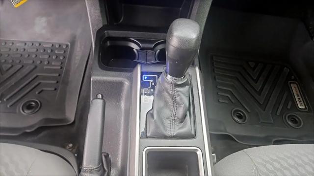 2022 Toyota Tacoma SR5 V6