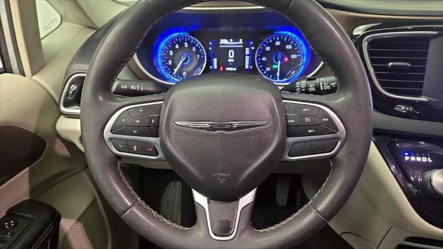 2022 Chrysler Voyager LX