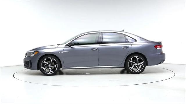 2021 Volkswagen Passat 2.0T R-Line