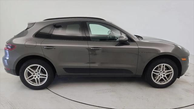 2018 Porsche Macan Macan