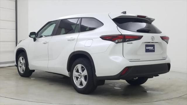 2024 Toyota Highlander LE