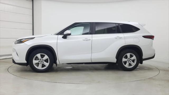 2024 Toyota Highlander LE