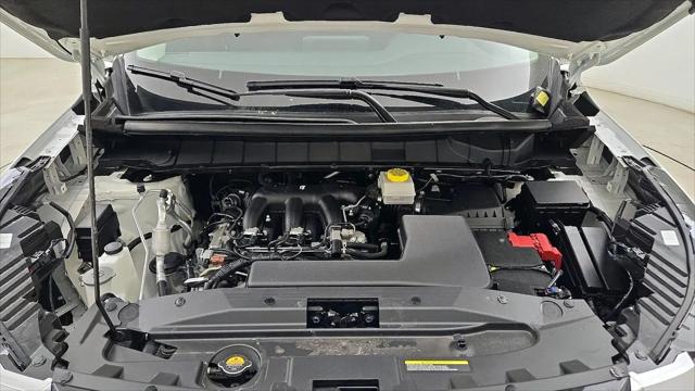 2024 Nissan Pathfinder S 4WD